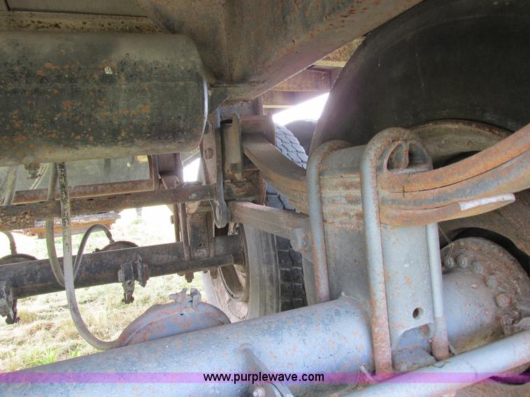 image for item I8956 1973 Timpte grain trailer