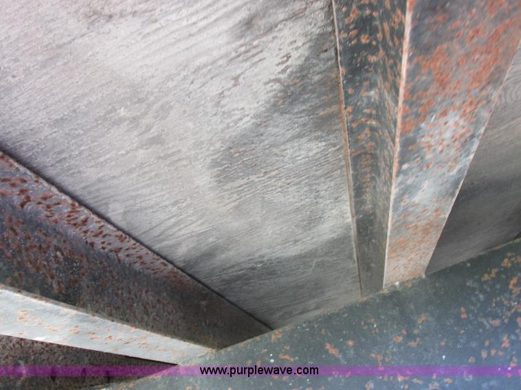 image for item I8956 1973 Timpte grain trailer