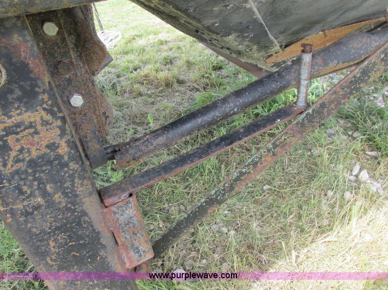 image for item I8956 1973 Timpte grain trailer