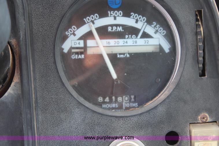 image for item J2032 John Deere 4040 HFWD tractor