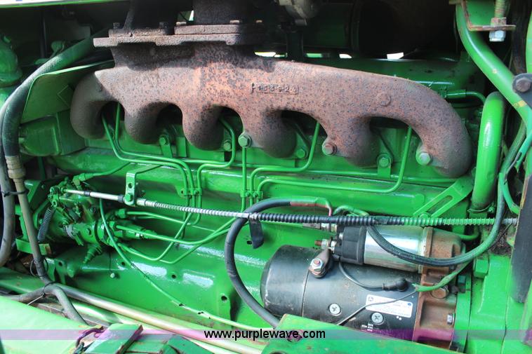 image for item J2032 John Deere 4040 HFWD tractor