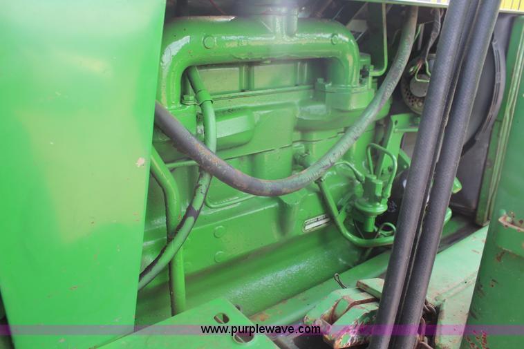 image for item J2032 John Deere 4040 HFWD tractor