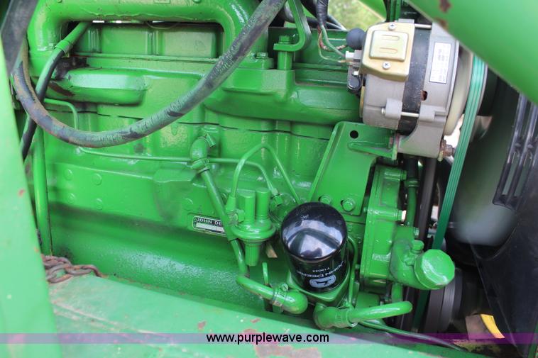 image for item J2032 John Deere 4040 HFWD tractor