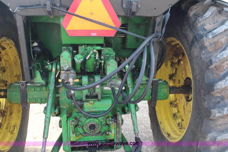 image for item J2032 John Deere 4040 HFWD tractor