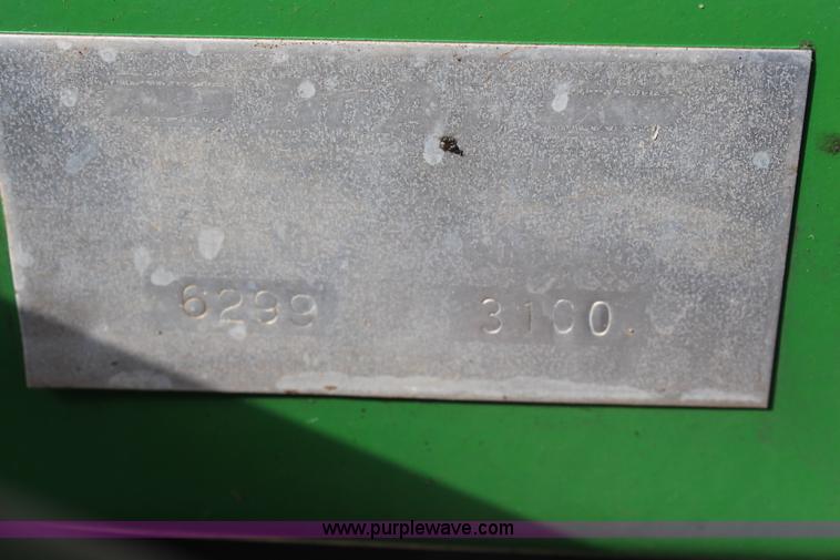 image for item J2032 John Deere 4040 HFWD tractor