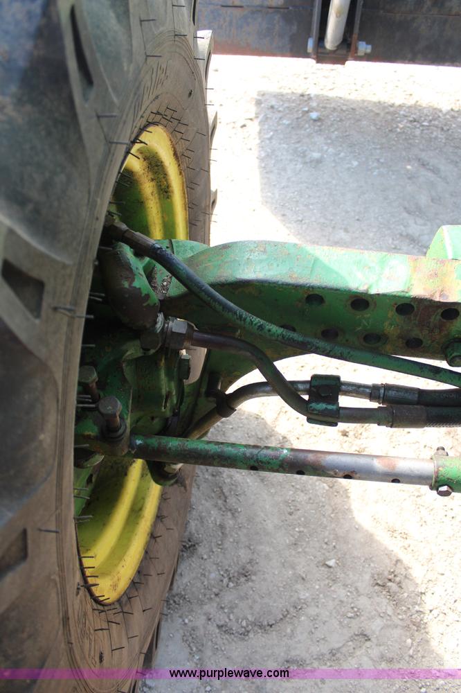 image for item J2032 John Deere 4040 HFWD tractor