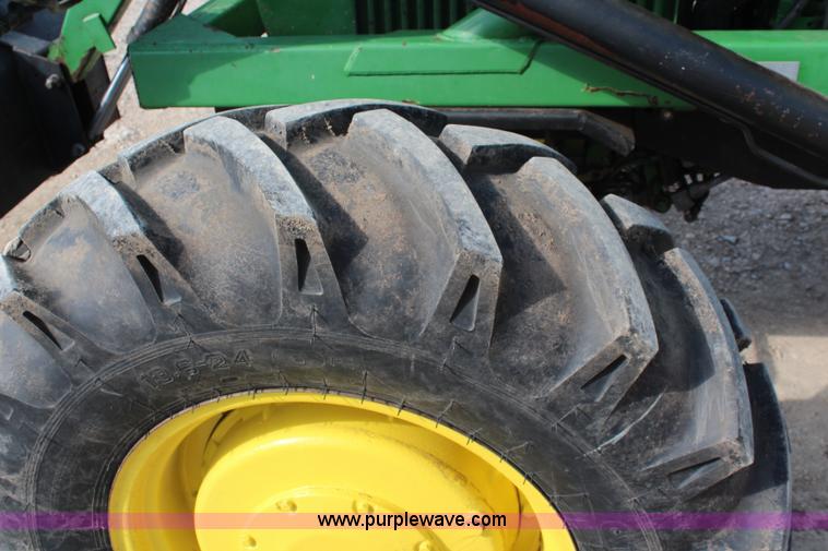 image for item J2032 John Deere 4040 HFWD tractor