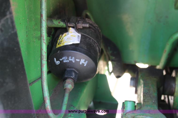 image for item J2032 John Deere 4040 HFWD tractor