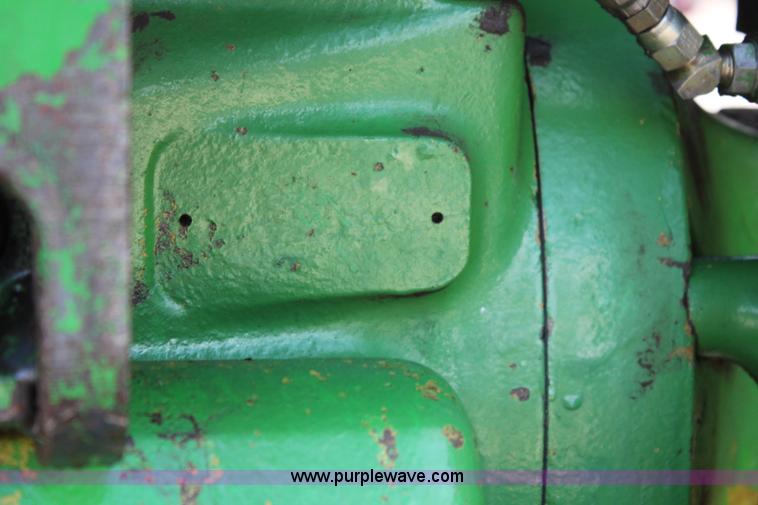 image for item J2032 John Deere 4040 HFWD tractor