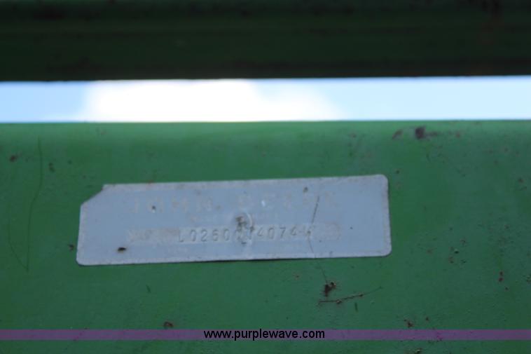 image for item J2033 John Deere 260 loader