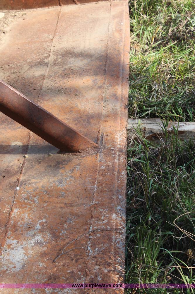 image for item J2033 John Deere 260 loader