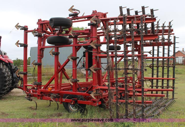 image for item J2039 Case IH 4300 field cultivator