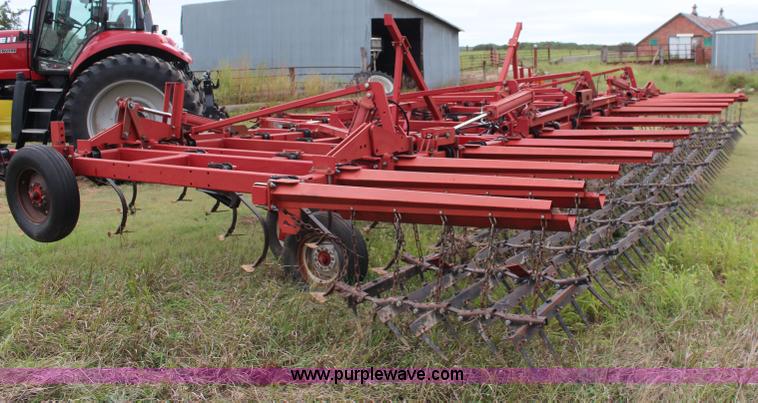 image for item J2039 Case IH 4300 field cultivator