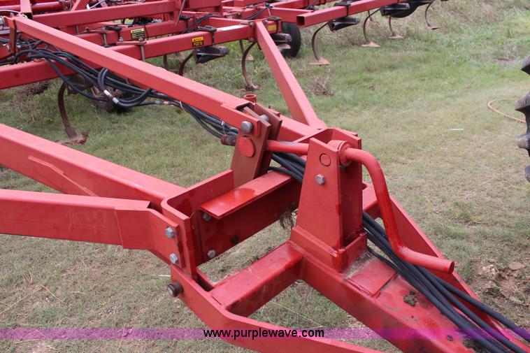 image for item J2039 Case IH 4300 field cultivator