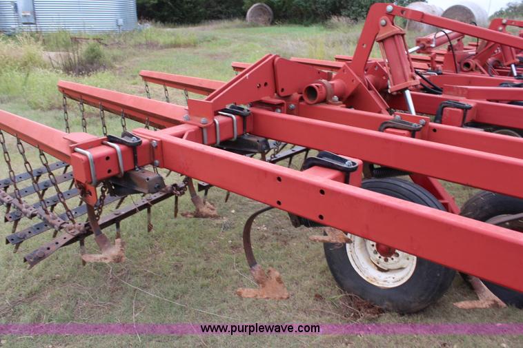 image for item J2039 Case IH 4300 field cultivator