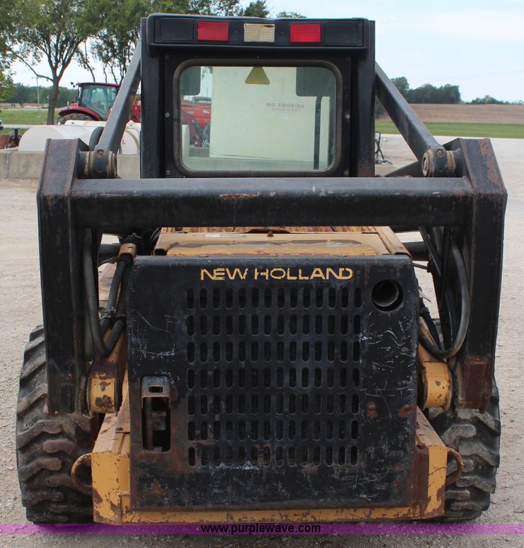 image for item J2042 1995 New Holland LX885 skid steer