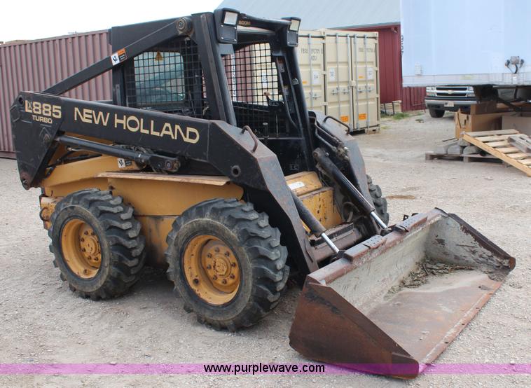image for item J2042 1995 New Holland LX885 skid steer