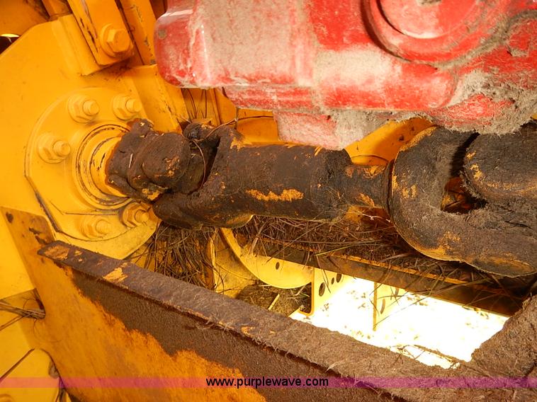 image for item J2239 2003 New Holland HW320 self-propelled swather