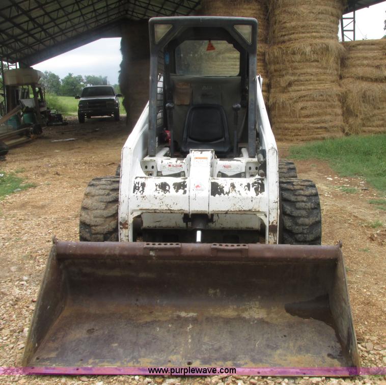 image for item J2413 2000 Bobcat 863 skid steer