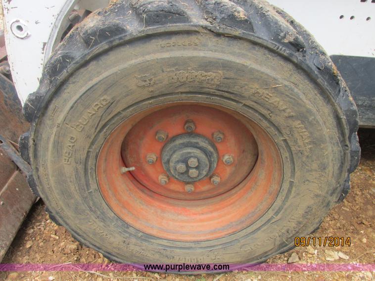 image for item J2413 2000 Bobcat 863 skid steer