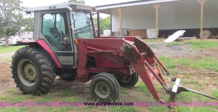 image for item J2417 Massey-Ferguson 3060 tractor