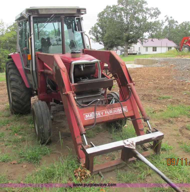 image for item J2417 Massey-Ferguson 3060 tractor