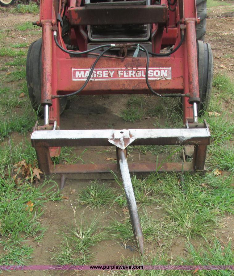 image for item J2417 Massey-Ferguson 3060 tractor