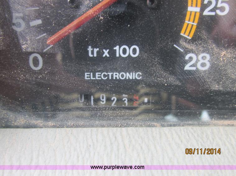 image for item J2417 Massey-Ferguson 3060 tractor