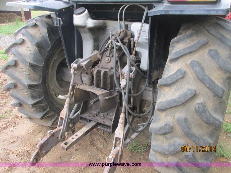 image for item J2417 Massey-Ferguson 3060 tractor
