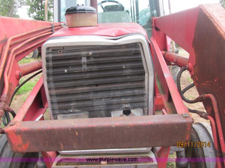 image for item J2417 Massey-Ferguson 3060 tractor