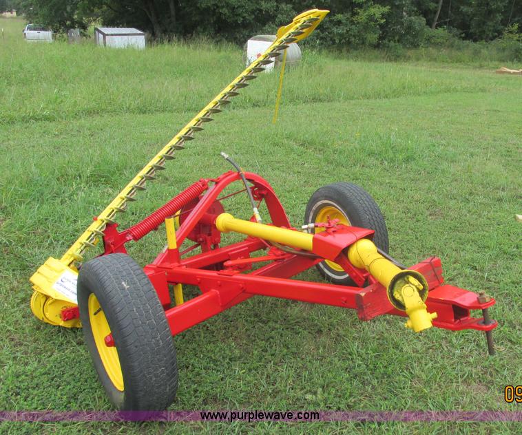image for item J2420 New Holland 455 sickle mower