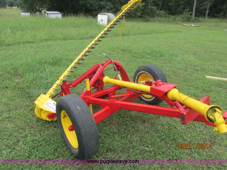 image for item J2420 New Holland 455 sickle mower