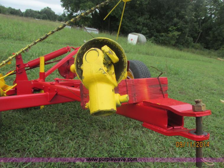 image for item J2420 New Holland 455 sickle mower
