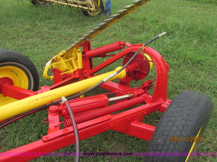 image for item J2420 New Holland 455 sickle mower