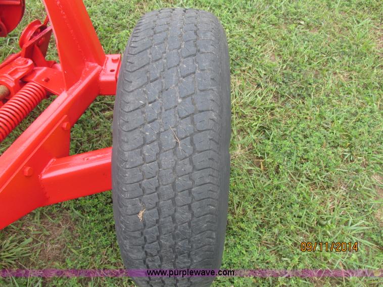 image for item J2420 New Holland 455 sickle mower