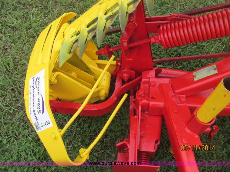 image for item J2420 New Holland 455 sickle mower