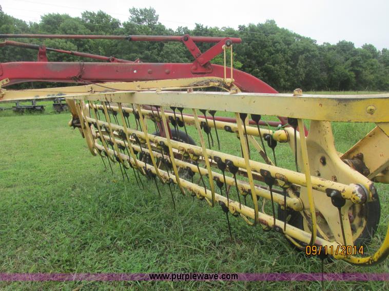 image for item J2421 New Holland 56 hay rake