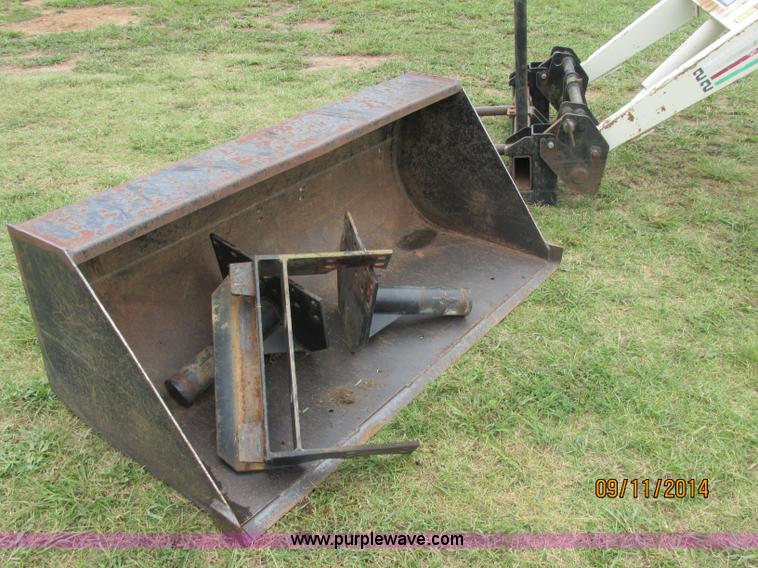 image for item J2432 Farm Hand 22 tractor loader