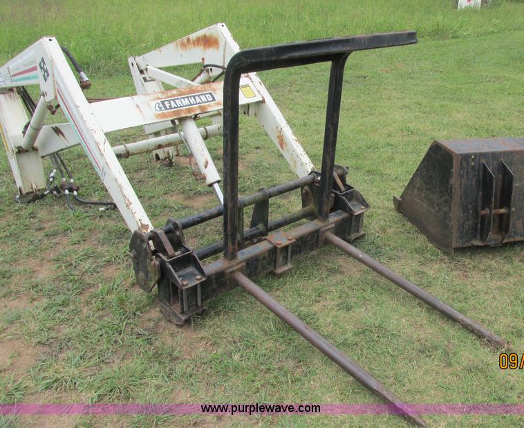 image for item J2432 Farm Hand 22 tractor loader