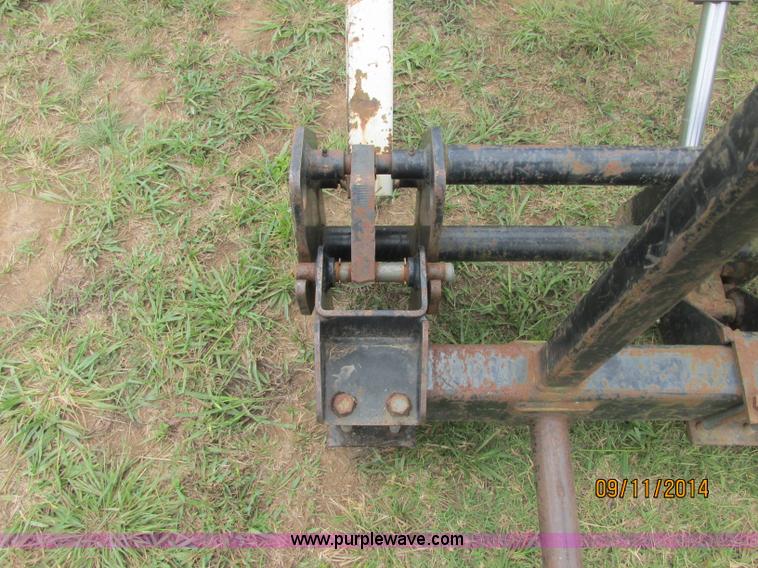 image for item J2432 Farm Hand 22 tractor loader