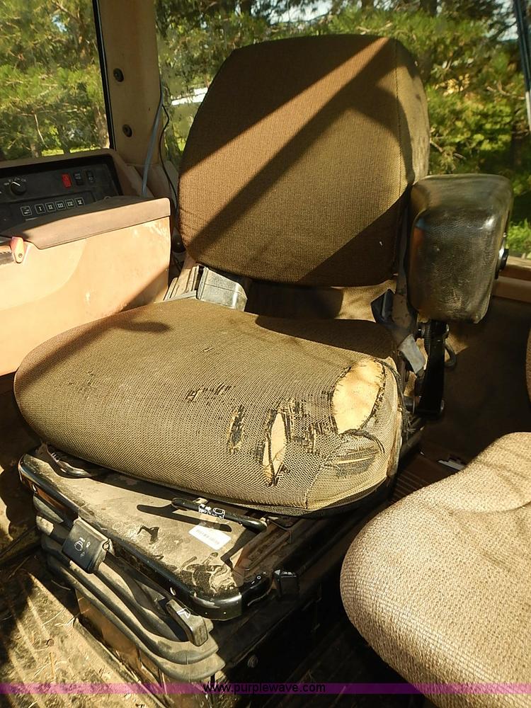 image for item J3122 1997 John Deere 8300 MFWD tractor