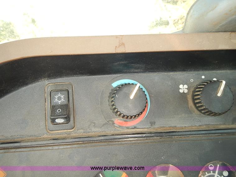 image for item J3122 1997 John Deere 8300 MFWD tractor