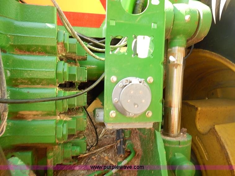 image for item J3122 1997 John Deere 8300 MFWD tractor