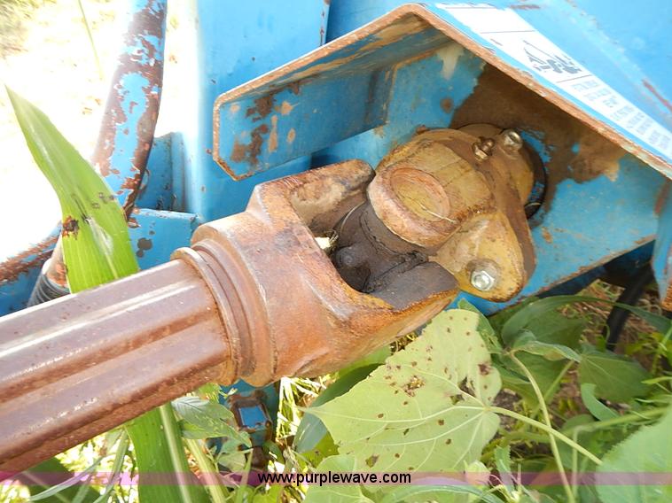 image for item J3123 Kinze 840 row crop grain wagon