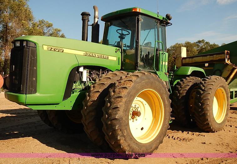 image for item J3124 1998 John Deere 9200 4WD tractor