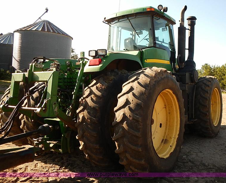 image for item J3124 1998 John Deere 9200 4WD tractor