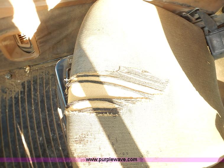 image for item J3124 1998 John Deere 9200 4WD tractor