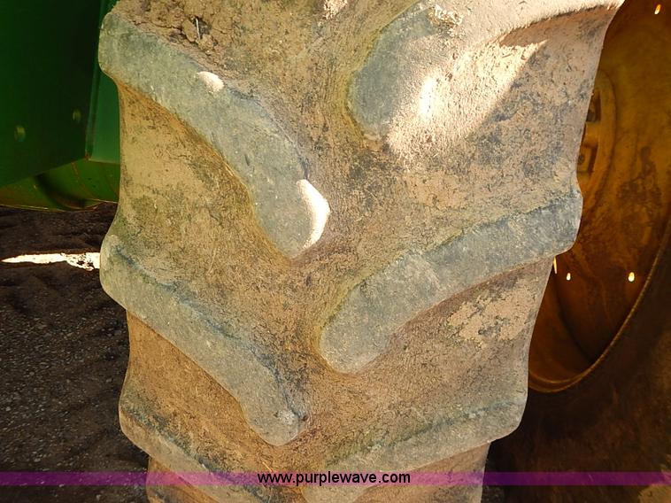 image for item J3124 1998 John Deere 9200 4WD tractor