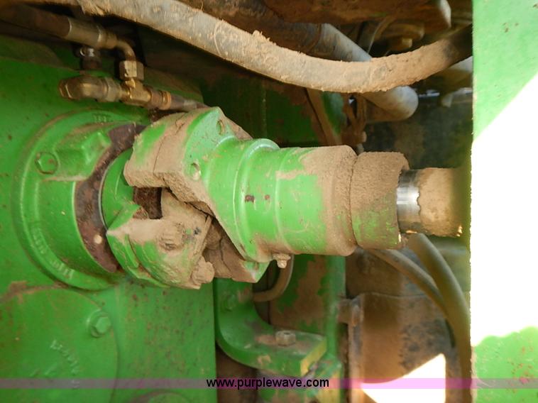 image for item J3124 1998 John Deere 9200 4WD tractor