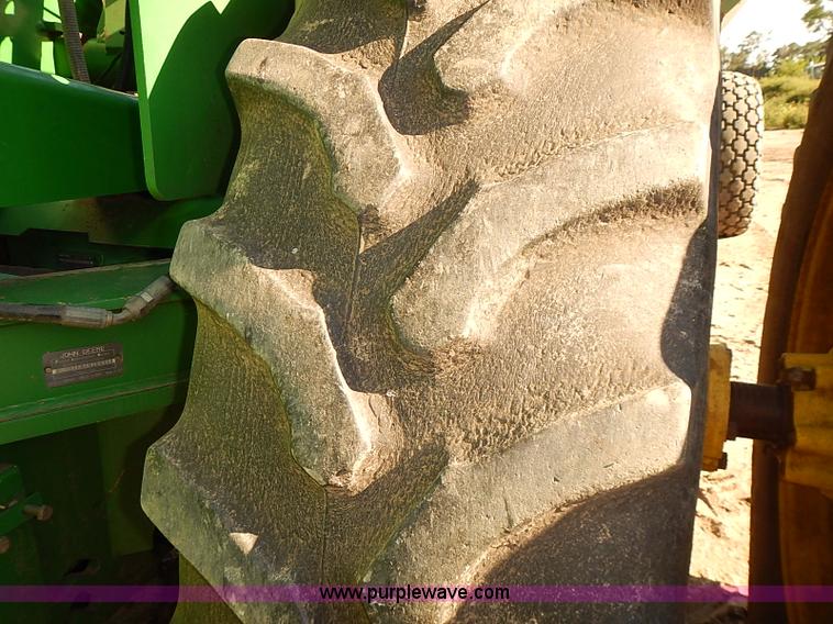 image for item J3124 1998 John Deere 9200 4WD tractor